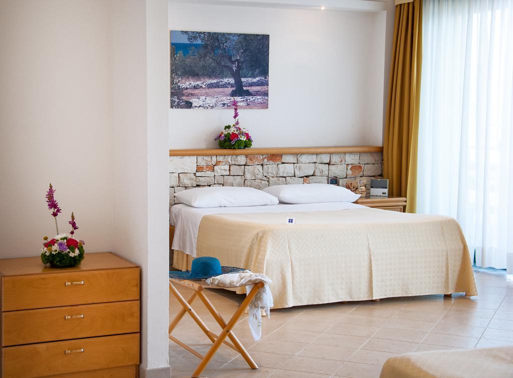 Hotel Terminal - Caroli Hotels Santa Maria di Leuca Exterior photo